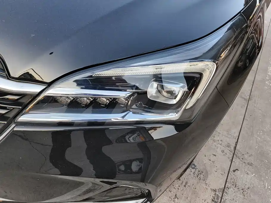 Buick Envision Plus — миниатюра 5