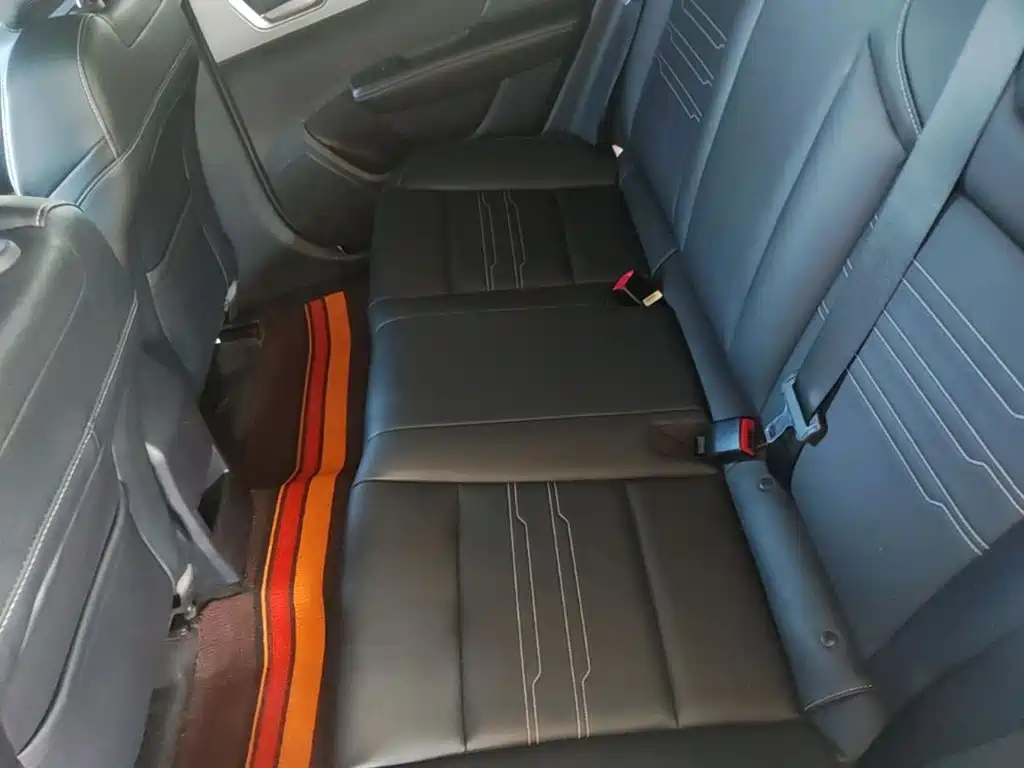BYD Qin — миниатюра 17