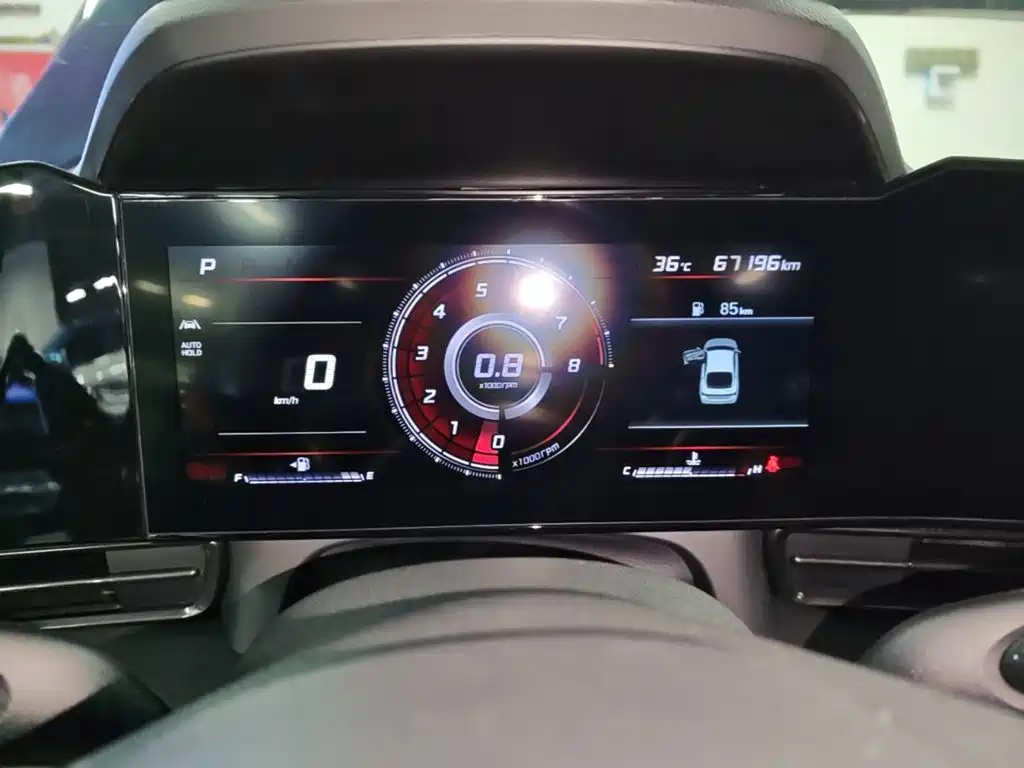 Hyundai Elantra — миниатюра 12