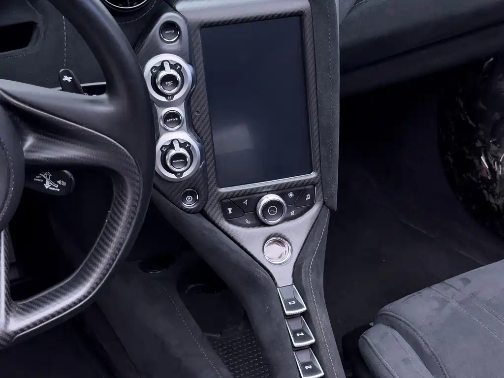 McLaren 720S — миниатюра 31