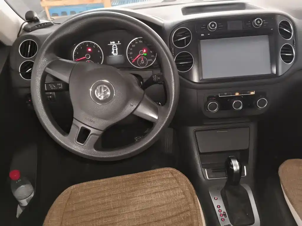 Volkswagen Tiguan — миниатюра 7