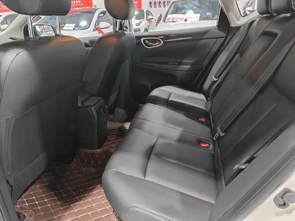 Nissan Sylphy — миниатюра 6