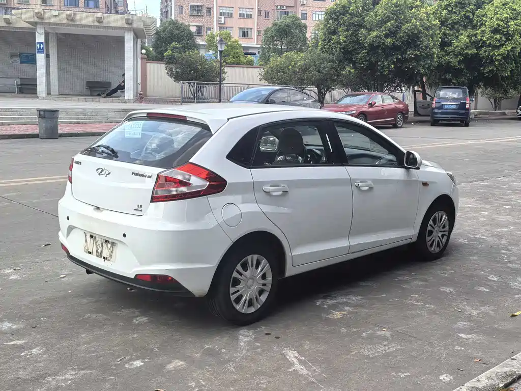Chery Fulwin 2 2 2013 1.5L MT