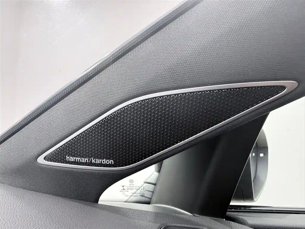 Volkswagen Golf 2023 280TSI DSG R-Line