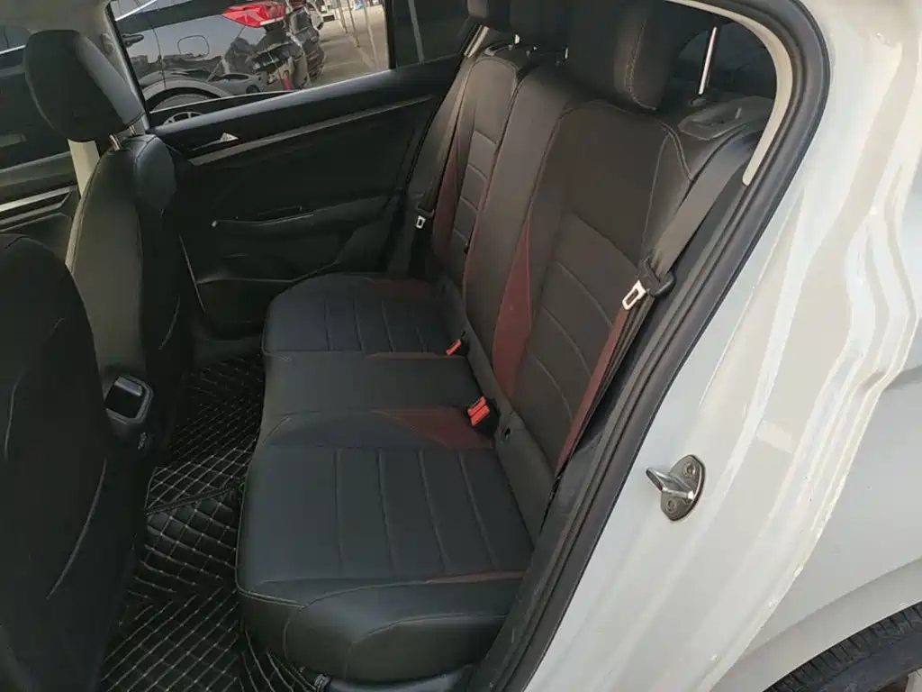 Volkswagen Bora — миниатюра 17