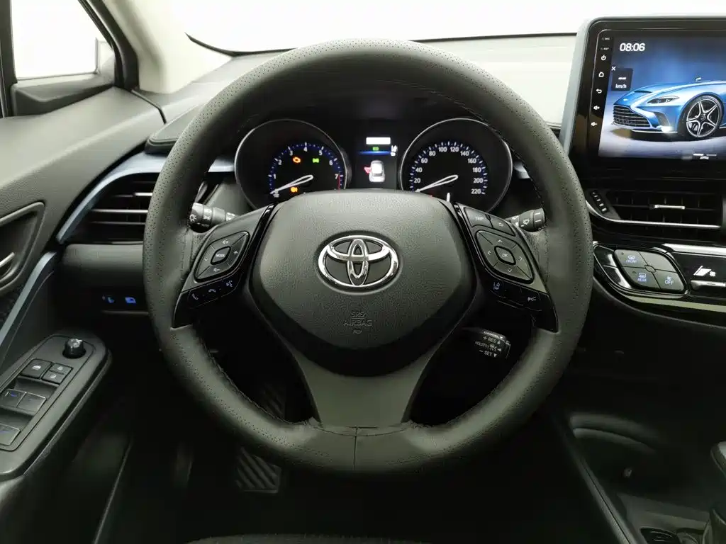 Toyota IZOA — миниатюра 11
