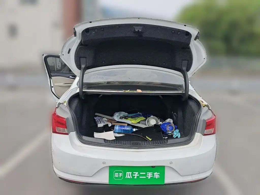 Buick Verano — миниатюра 20