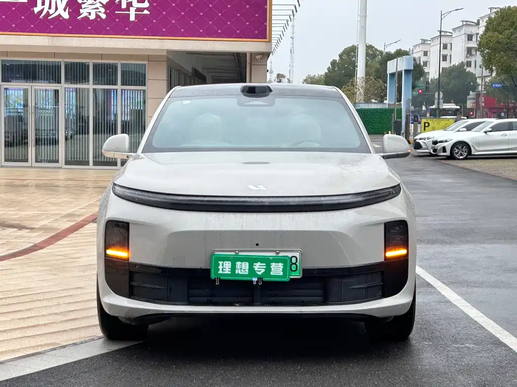 Li Auto IDEAL L6