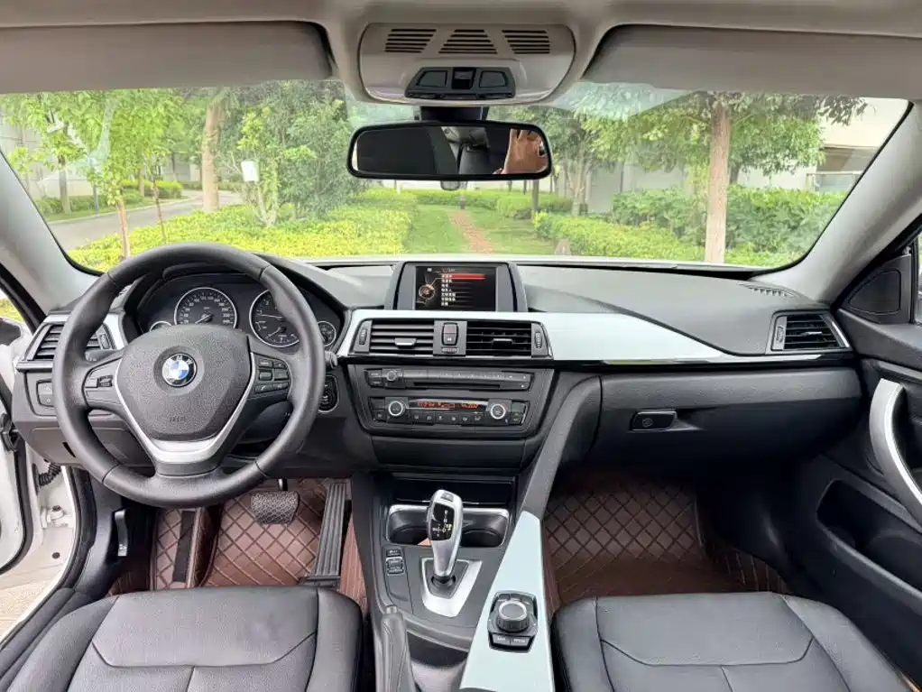 BMW 4 Series — миниатюра 13
