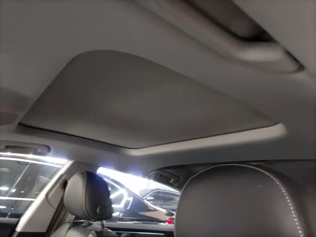 Заказать Audi A7L 2026 года за 6 668 866 ₽  из Китая