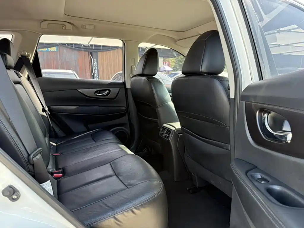 Nissan X-Trail — миниатюра 15