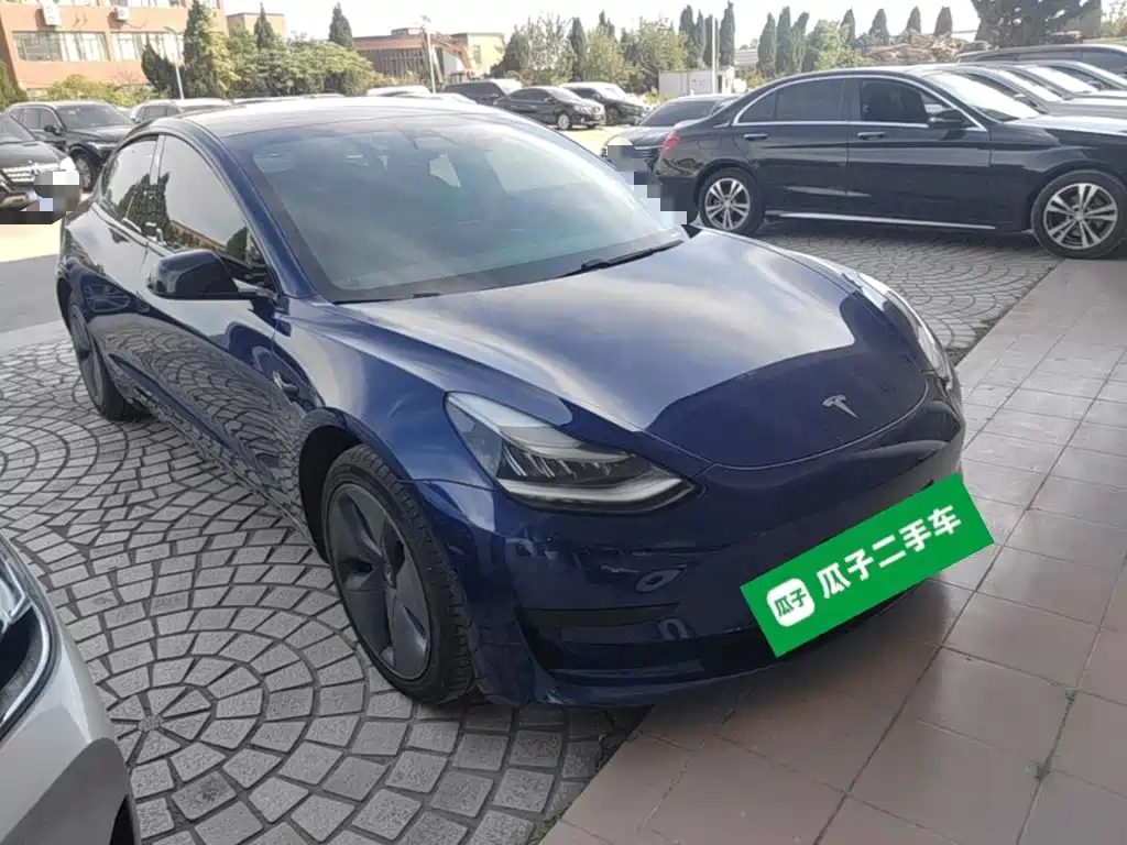 Tesla Model 3 — миниатюра 4