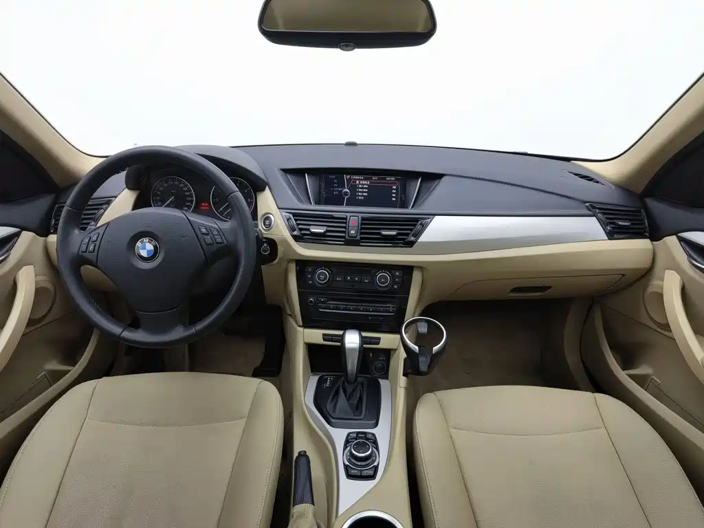 BMW X1 — миниатюра 5