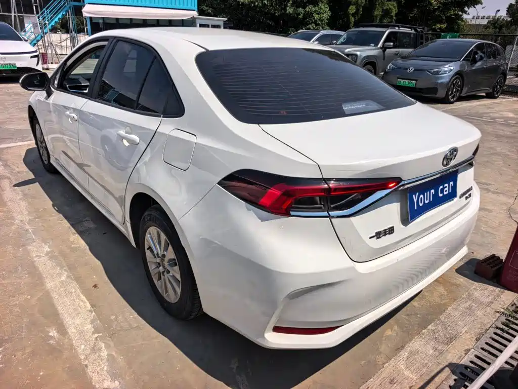 Toyota Corolla — миниатюра 5