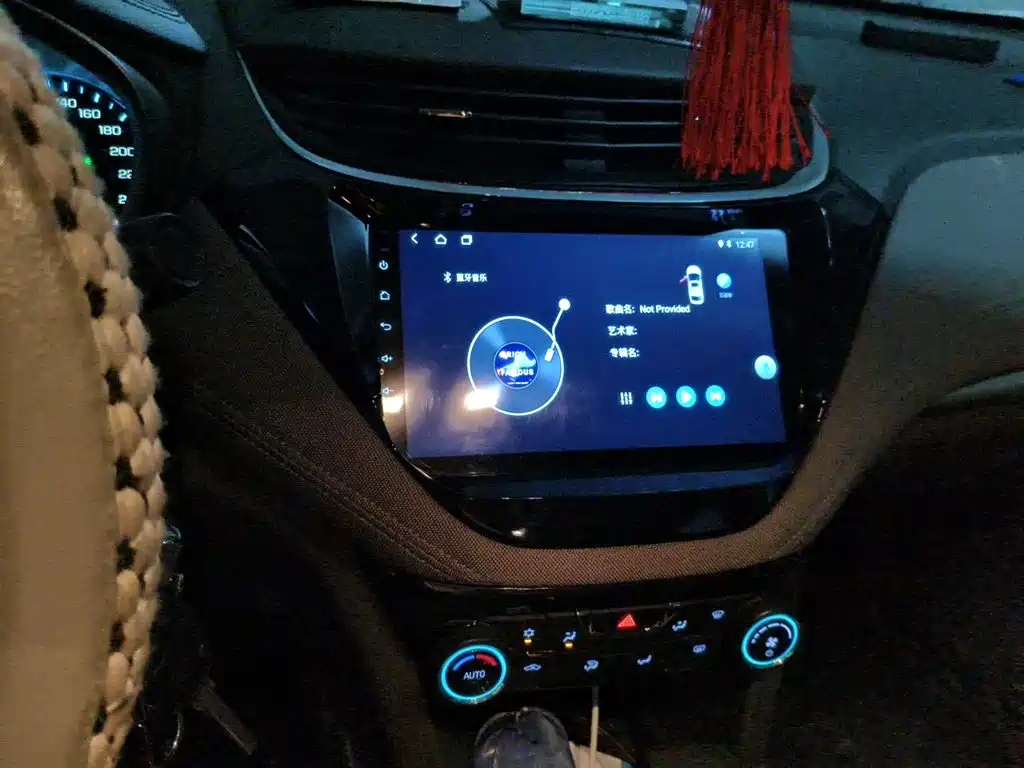Chevrolet Malibu — миниатюра 10