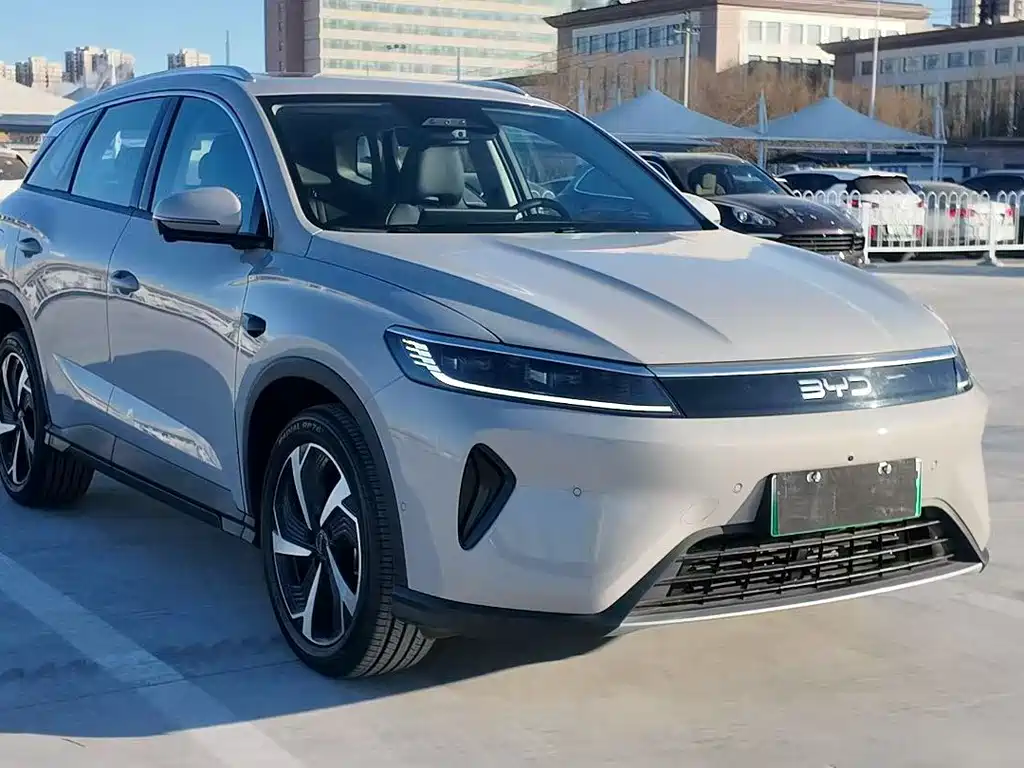 BYD SEA LION 05 DM I