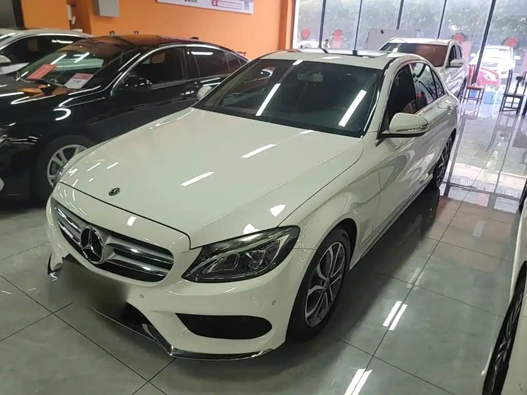 Mercedes-Benz C-Class — миниатюра 2