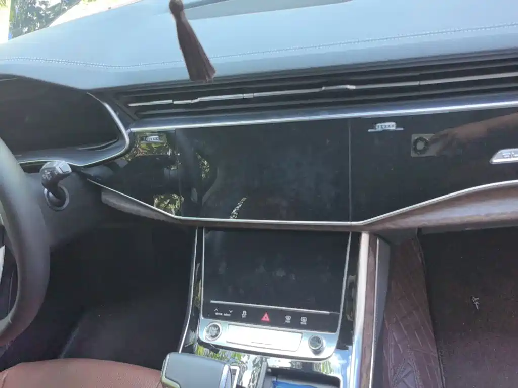 Audi Q7 — миниатюра 20