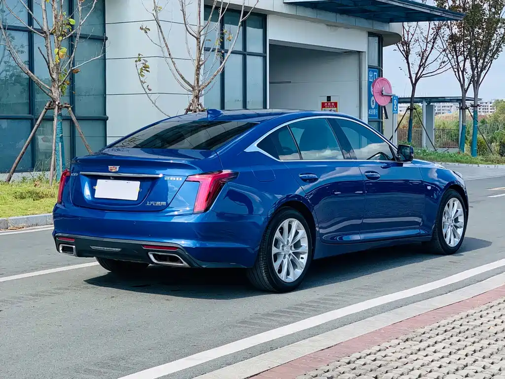 Cadillac CT5 — миниатюра 7