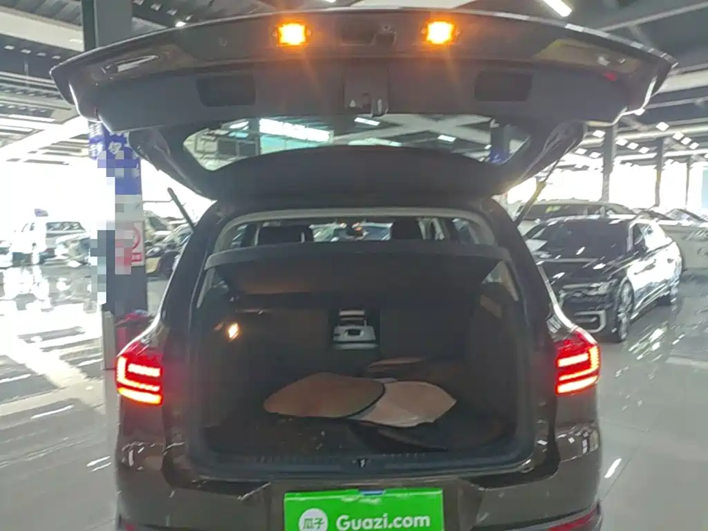 Volkswagen Tiguan — миниатюра 19