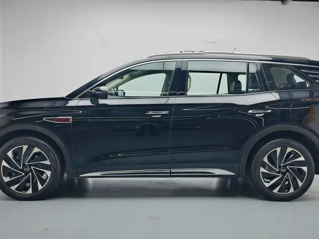 RED FLAG HONGQI HS7 PHEV