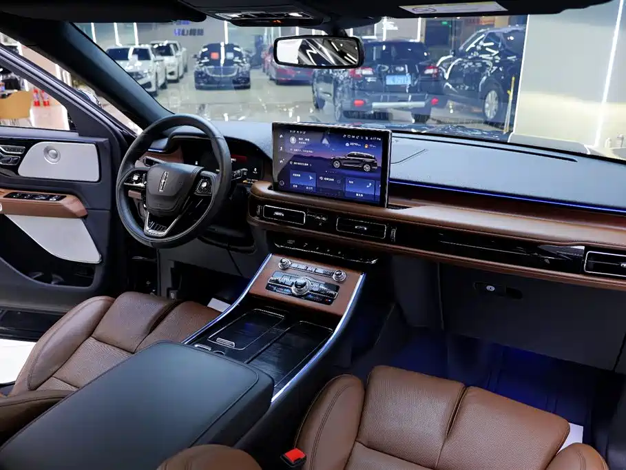 Lincoln Aviator — фотографии объявления, Фото 19