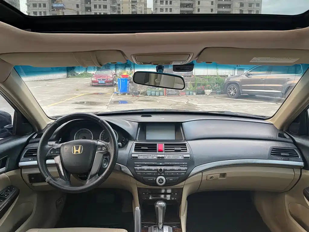 Honda Accord — миниатюра 4