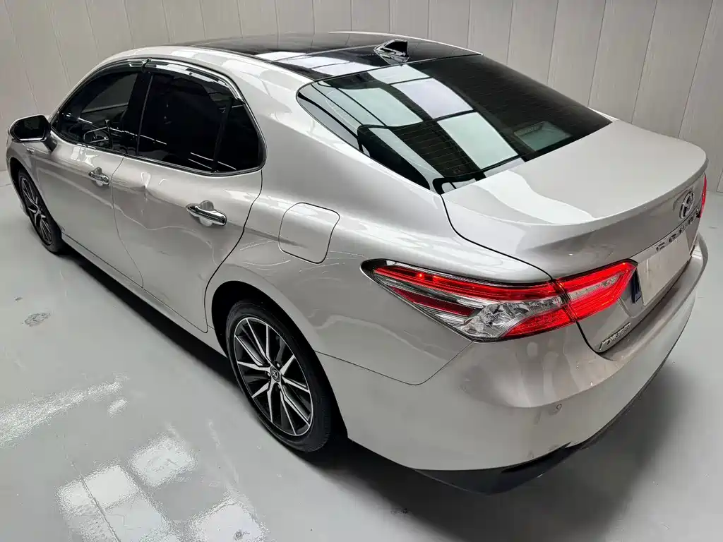 Toyota Camry 2021 2.5HG Luxury