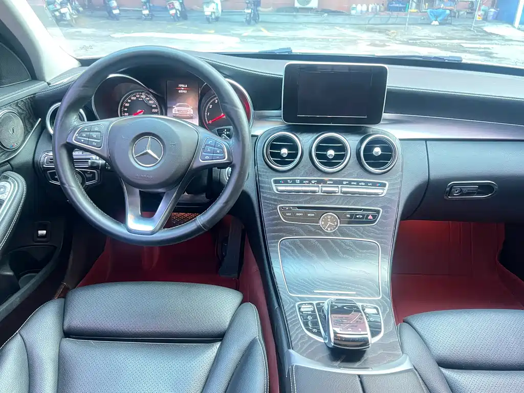 Mercedes-Benz C-Class — миниатюра 19