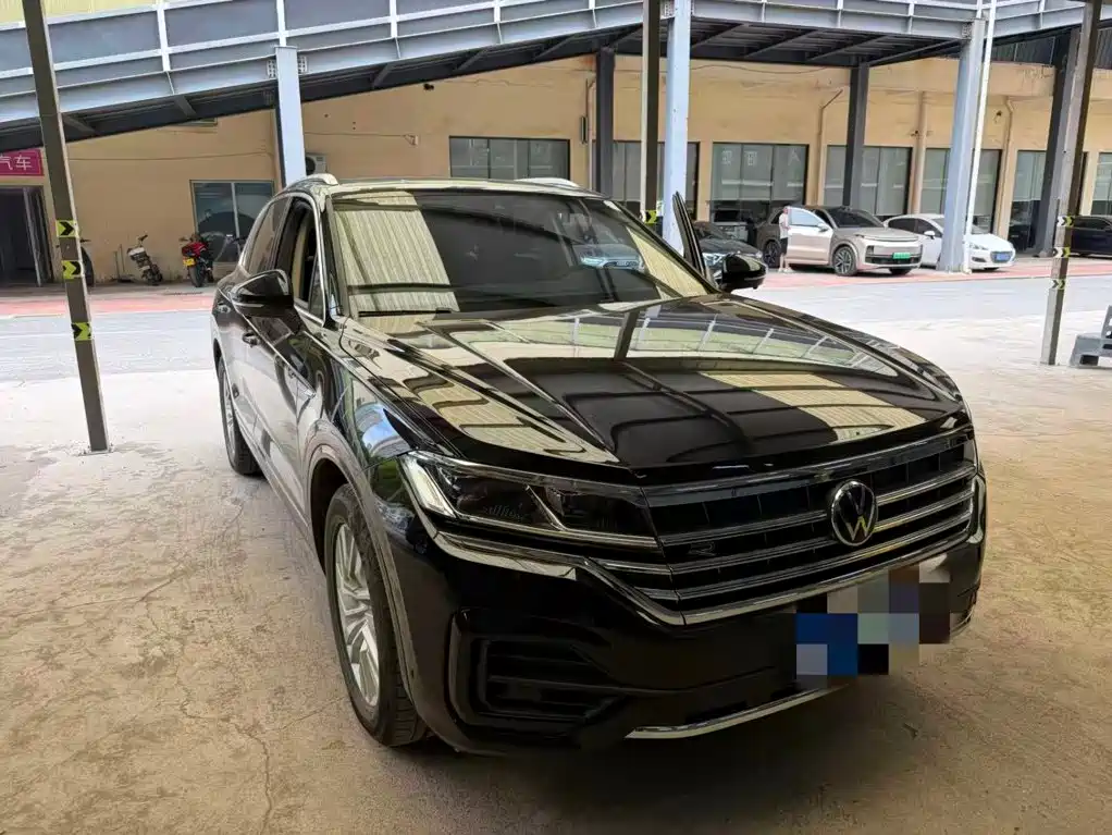 Volkswagen Touareg — миниатюра 2