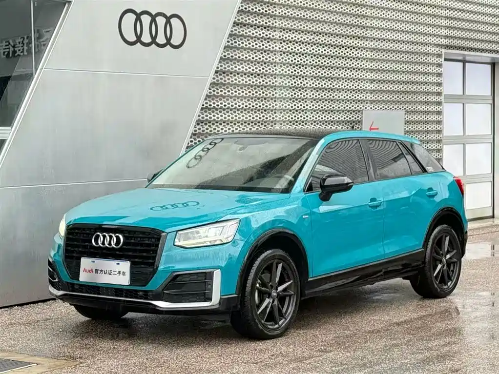 Audi Q2L