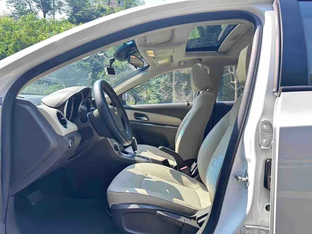 Chevrolet Cruze — миниатюра 3