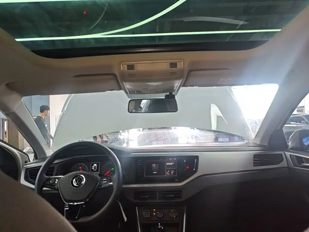 Volkswagen Polo — миниатюра 18