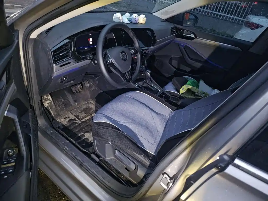 Volkswagen Sagitar — миниатюра 8