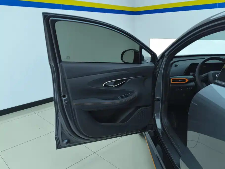 Changan UNI-T — миниатюра 7