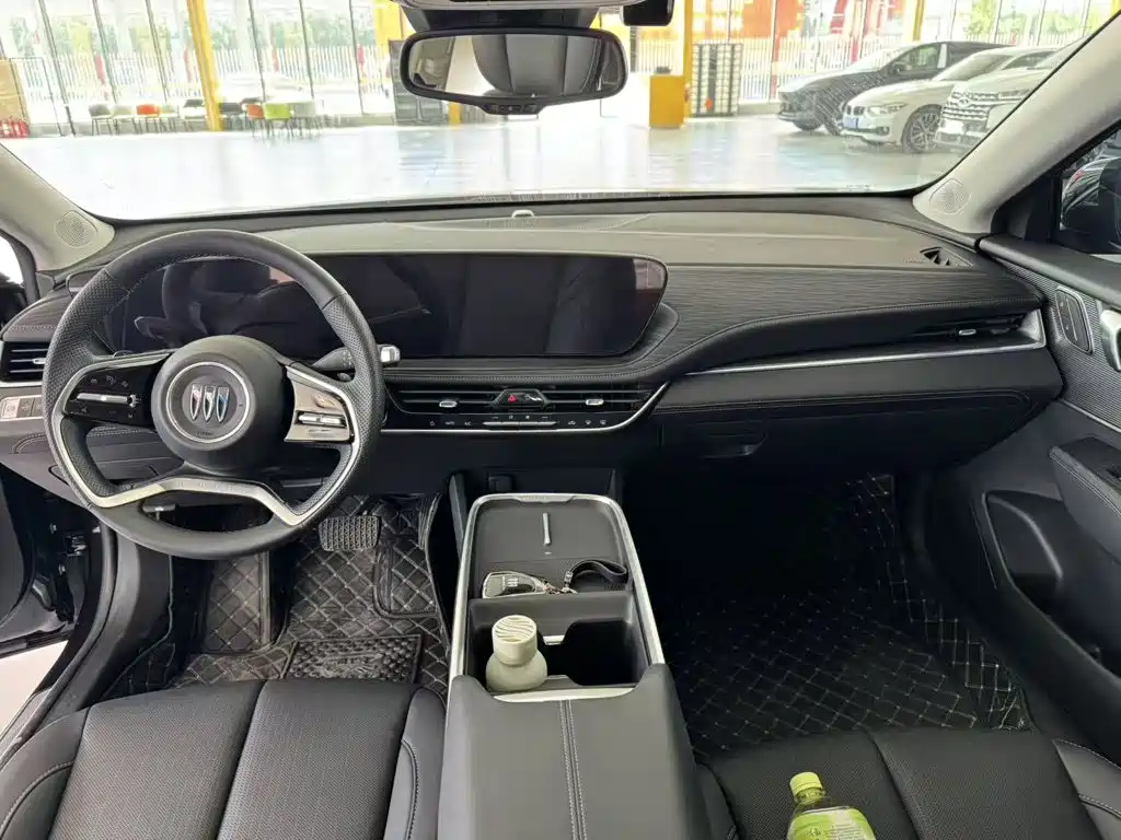 Buick LaCrosse — миниатюра 8