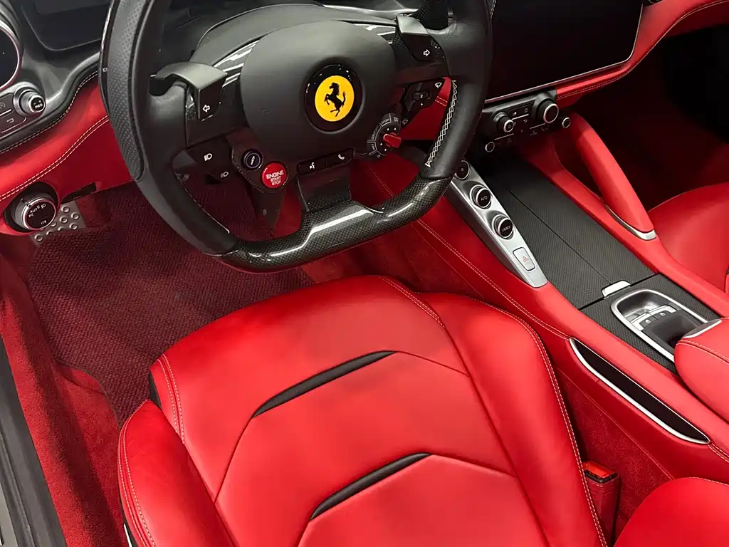 Ferrari GTC4Lusso — миниатюра 7