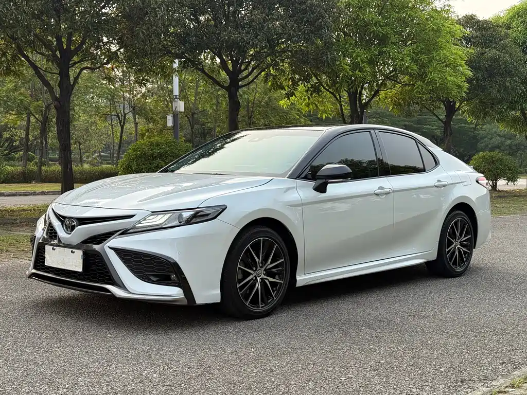 Toyota Camry 2022