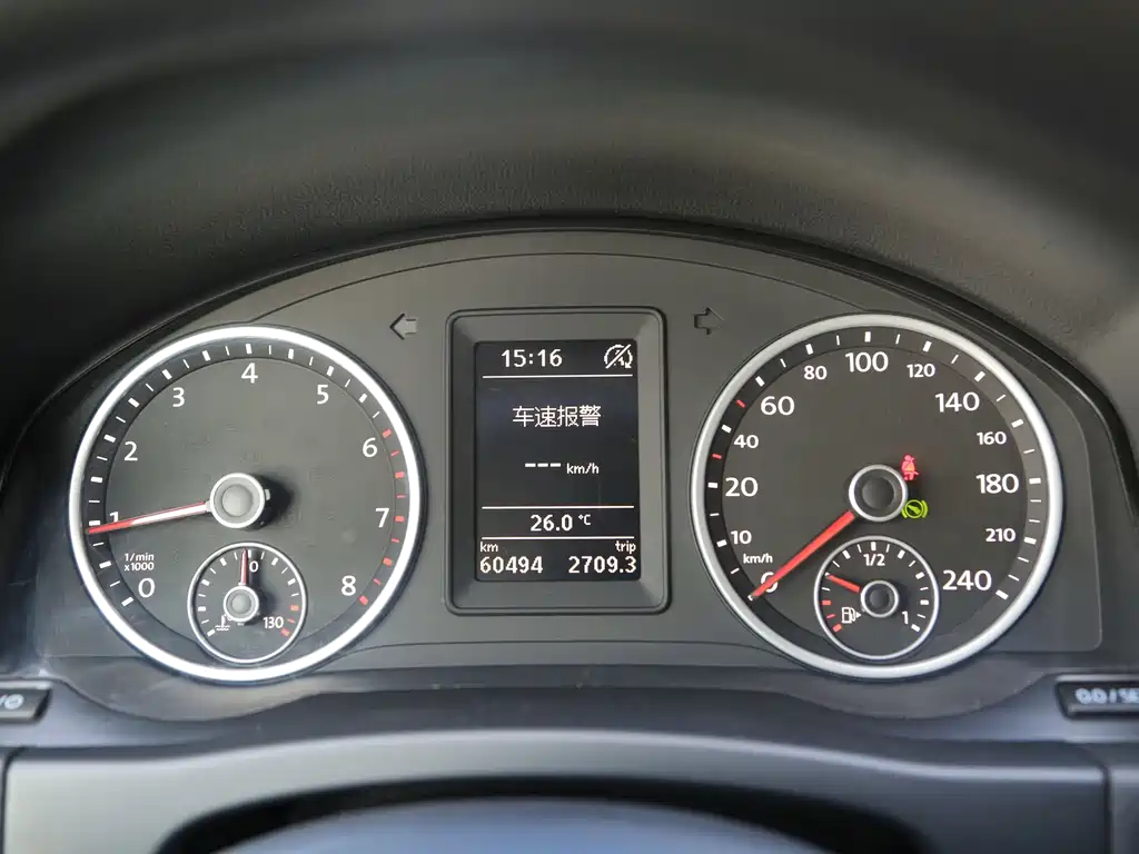 Volkswagen Tiguan — миниатюра 6