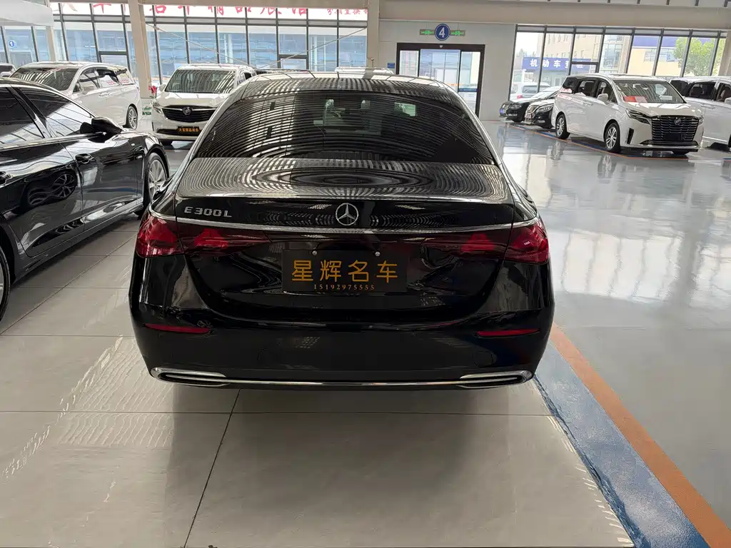 Mercedes-Benz E-Class — миниатюра 4