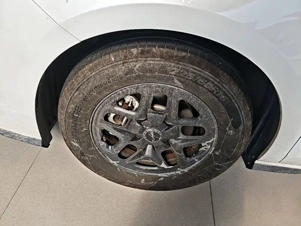BYD Seal 05 DM-i — миниатюра 23