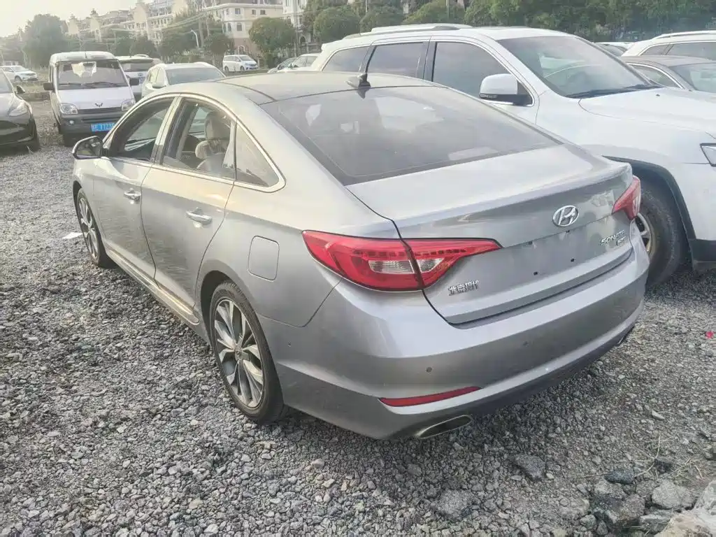 Hyundai Sonata — миниатюра 25