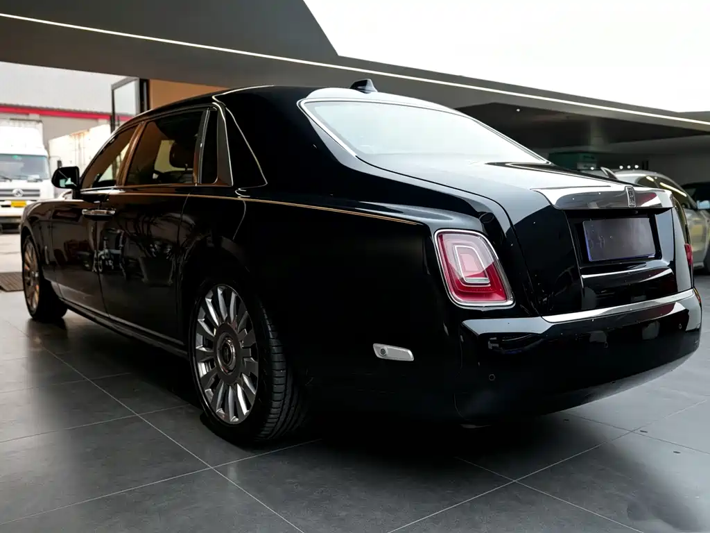 Rolls-Royce — фотографии объявления, Фото 5