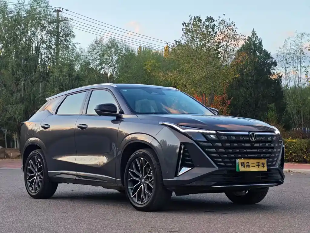Changan UNI-Z New Energy — миниатюра 3