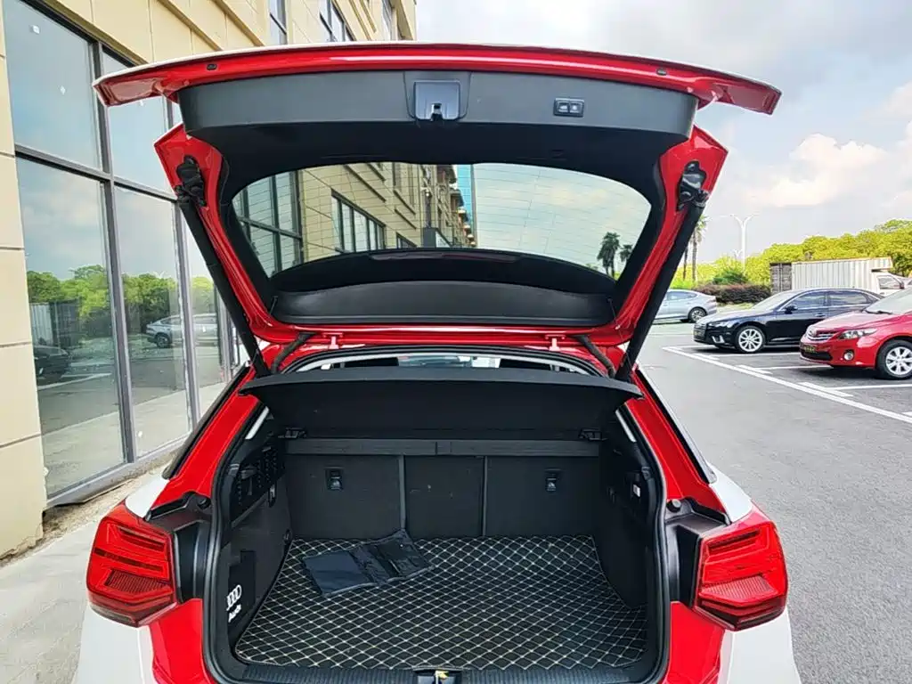 Audi Q2L — миниатюра 19