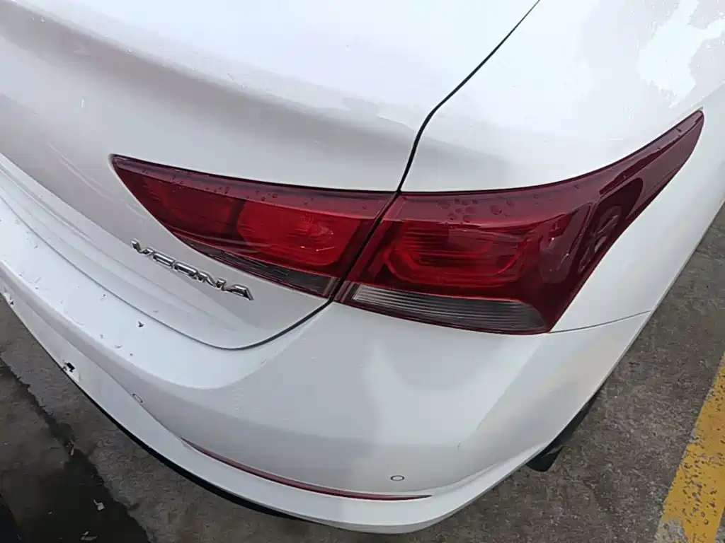 Hyundai Verna — миниатюра 8