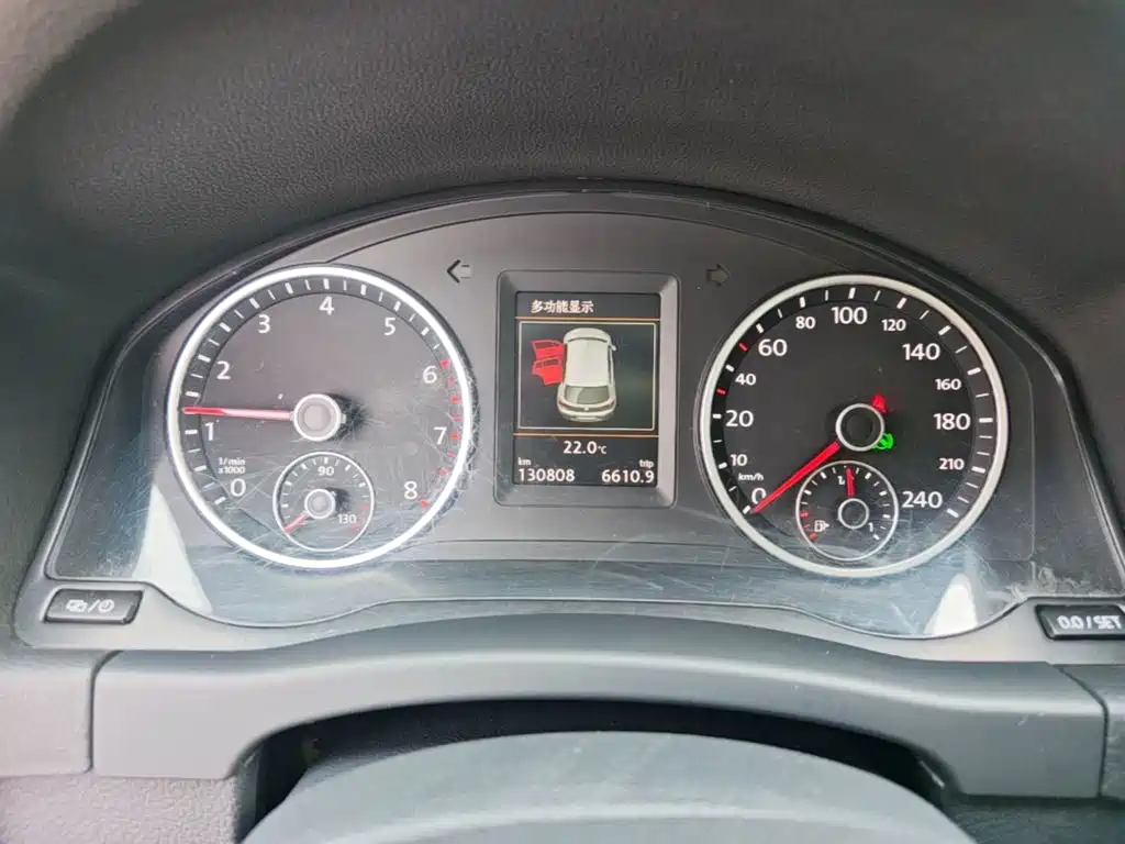 Volkswagen Tiguan — миниатюра 12