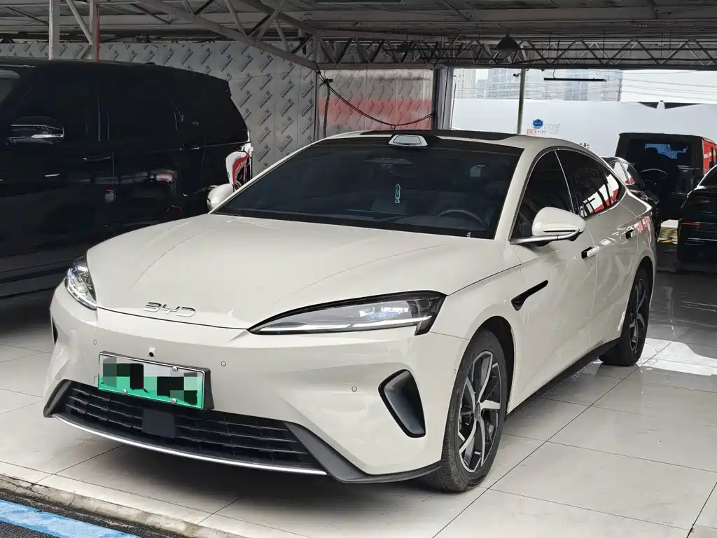 BYD Seal 07 DM-i