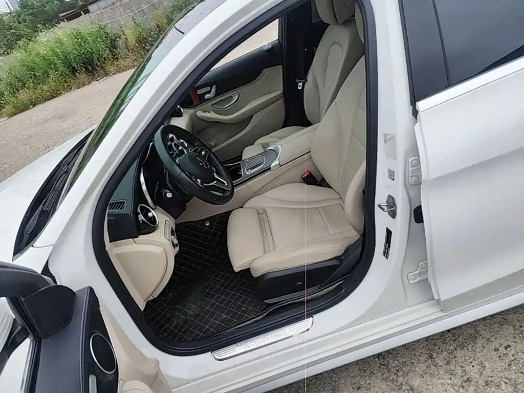 Mercedes-Benz C-Class — миниатюра 15