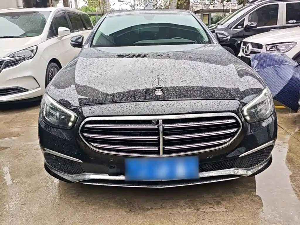 Mercedes-Benz E-Class — миниатюра 3